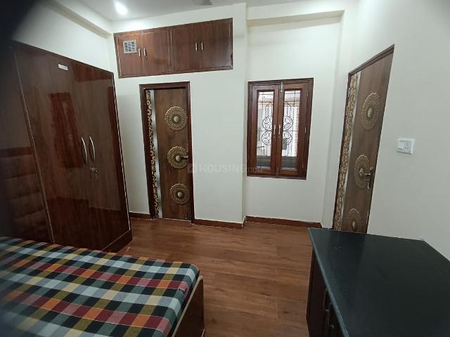 1 RK Independent Builder Floor in Madanpur Khadar for rent New Delhi. The reference number is 16624820