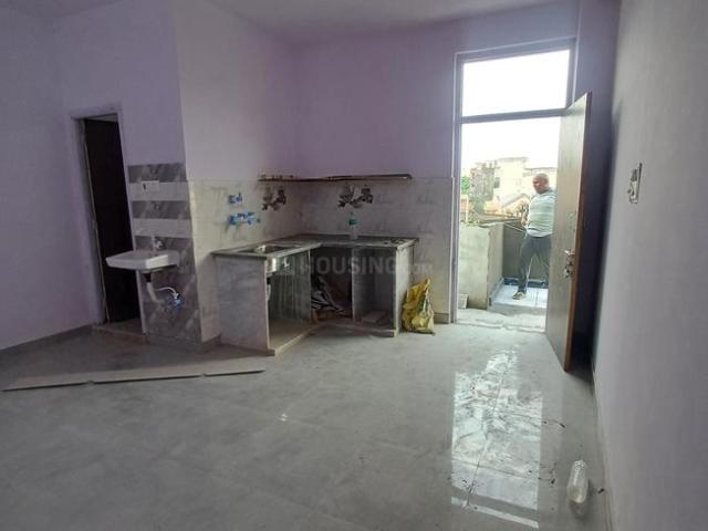 1 RK Independent Builder Floor in Mukherjee Nagar for rent New Delhi. The reference number is 19758754