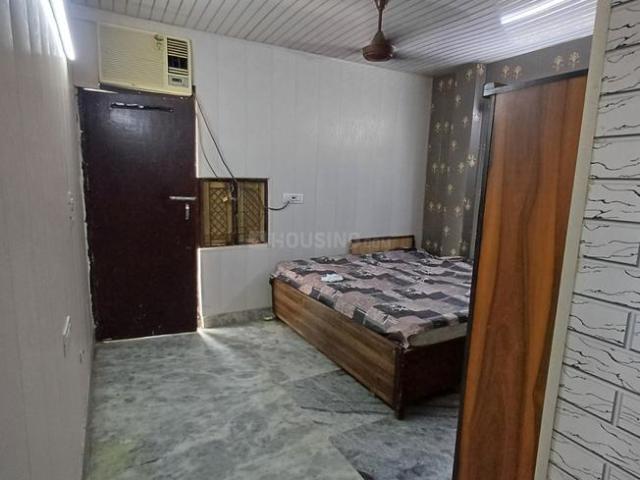 1 RK Independent Builder Floor in Mukherjee Nagar for rent New Delhi. The reference number is 20458499