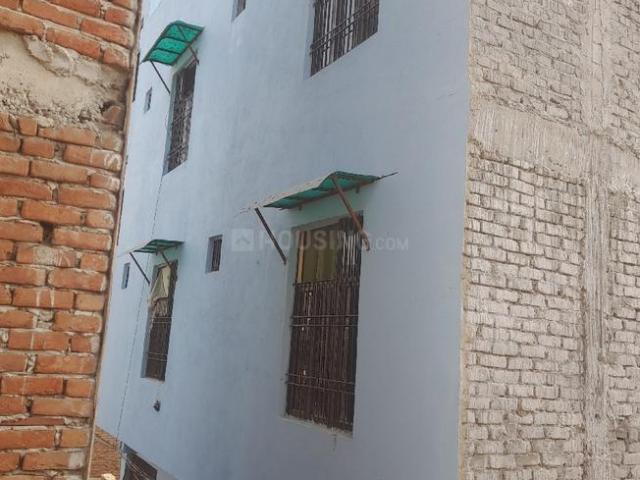 1 RK Independent Builder Floor in Noida Extension for rent Greater Noida. The reference number is 16021039