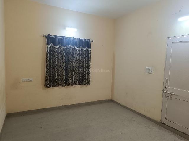 1 RK Independent Builder Floor in Nava Vadaj for rent Ahmedabad. The reference number is 20521769
