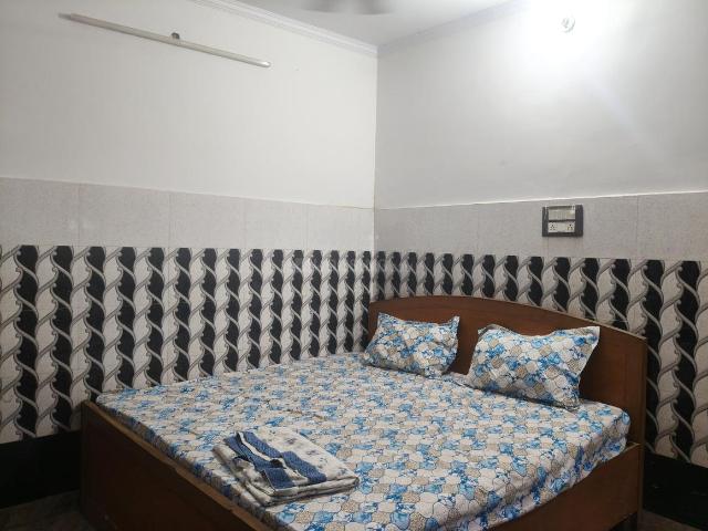 1 RK Independent Builder Floor in Nawada for rent New Delhi. The reference number is 20410616