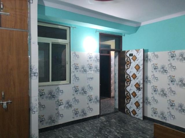 1 RK Independent Builder Floor in New Ashok Nagar for rent New Delhi. The reference number is 20241026