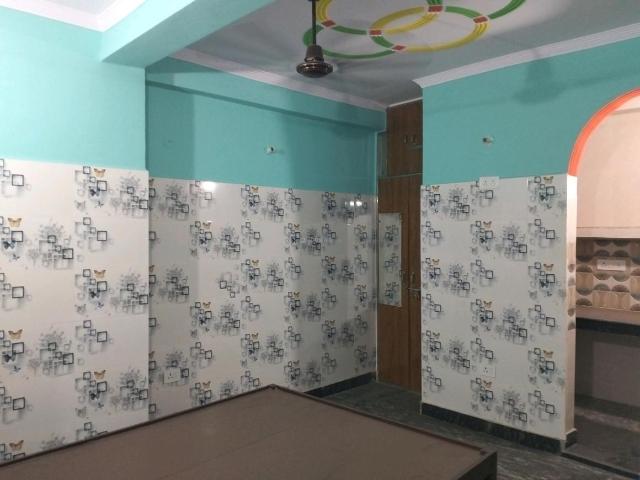 1 RK Independent Builder Floor in New Ashok Nagar for rent New Delhi. The reference number is 20290930