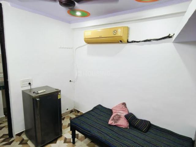 1 RK Independent Builder Floor in New Ashok Nagar for rent New Delhi. The reference number is 20458800