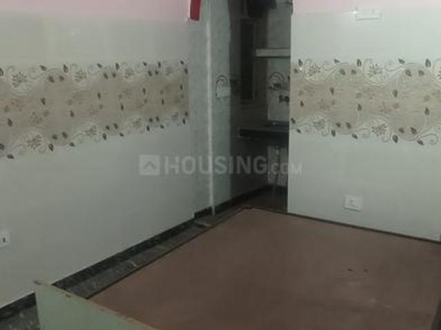 1 RK Independent Builder Floor in New Ashok Nagar for rent New Delhi. The reference number is 20578451
