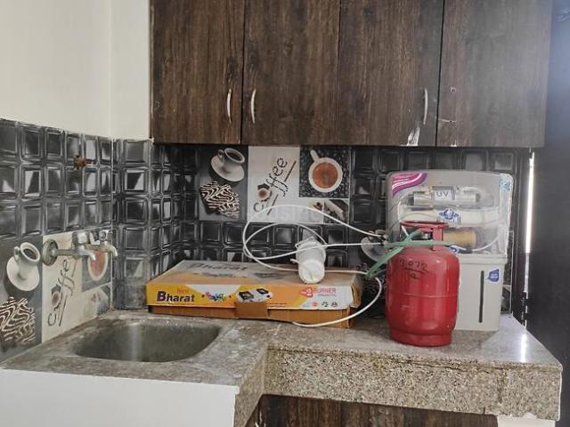 1 RK Independent Builder Floor in Neb Sarai for rent New Delhi. The reference number is 14562308