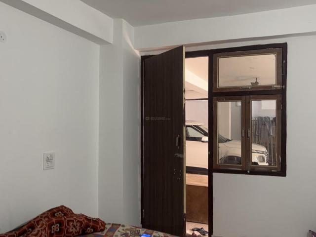 1 RK Independent Builder Floor in Southern Peripheral Road for rent Gurgaon. The reference number is 20468391