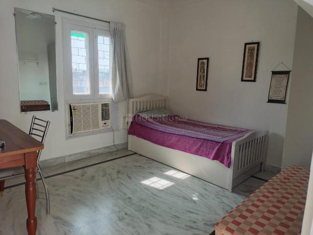 1 RK Independent Builder Floor in Safdarjung Development Area for rent New Delhi. The reference number is 18999997