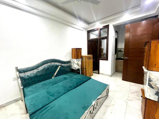 1 RK Independent Builder Floor in Saket for rent New Delhi. The reference number is 20614797