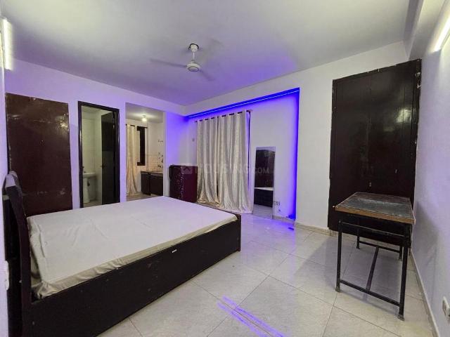 1 RK Independent Builder Floor in Saket for rent New Delhi. The reference number is 20736497