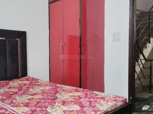 1 RK Independent Builder Floor in Saket for rent New Delhi. The reference number is 20758344