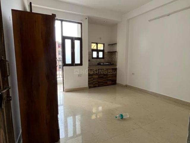 1 RK Independent Builder Floor in Saket for rent New Delhi. The reference number is 20789875