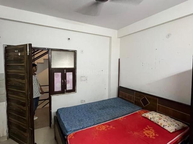 1 RK Independent Builder Floor in Saket for rent New Delhi. The reference number is 20789926