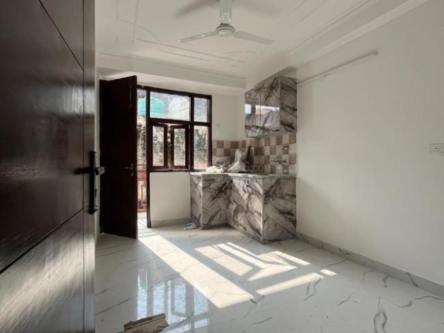 1 RK Independent Builder Floor in Saket for rent New Delhi. The reference number is 20934465