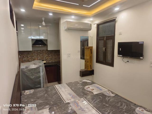 1 RK Independent Builder Floor in Sant Nagar for rent New Delhi. The reference number is 20043973