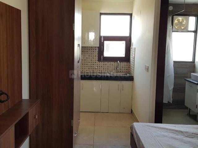 1 RK Independent Builder Floor in Sector 14 for rent Gurgaon. The reference number is 20166592