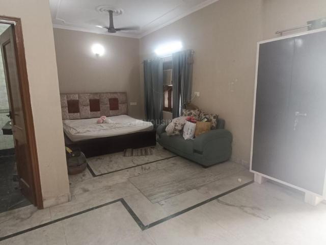 1 RK Independent Builder Floor in Sector 15 for rent Gurgaon. The reference number is 19943243