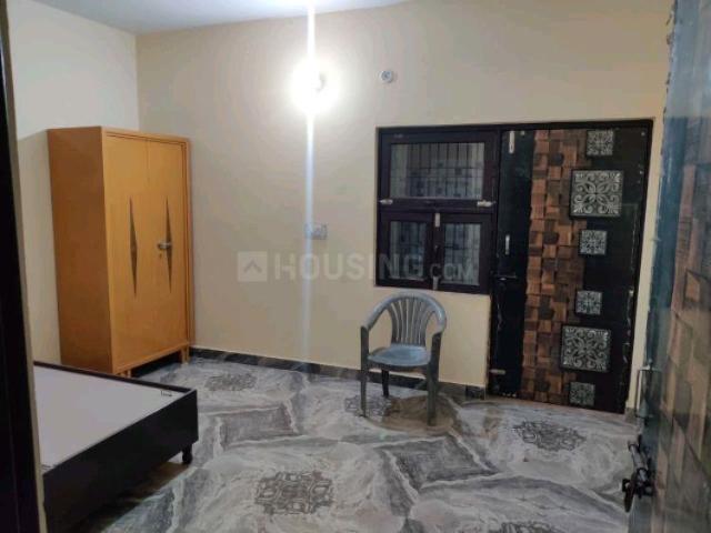 1 RK Independent Builder Floor in Sector 168 for rent Noida. The reference number is 15454710