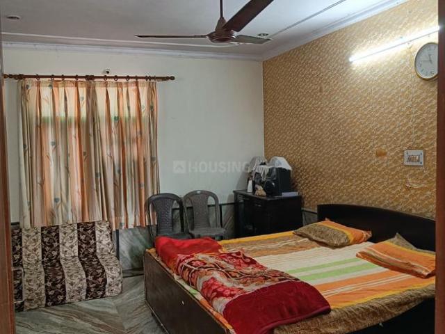 1 RK Independent Builder Floor in Sector 16 Rohini for rent New Delhi. The reference number is 17942331