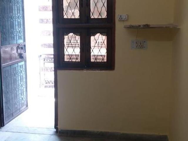 1 RK Independent Builder Floor in Sector 16 Rohini for rent New Delhi. The reference number is 9019956