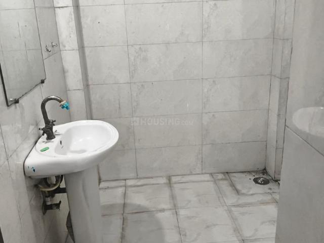 1 RK Independent Builder Floor in Sector 105 for rent Noida. The reference number is 20682441