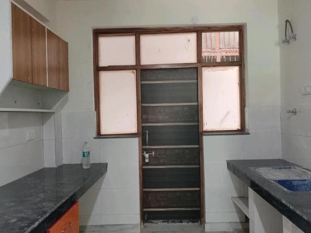 1 RK Independent Builder Floor in Sector 108 for rent Noida. The reference number is 16763792