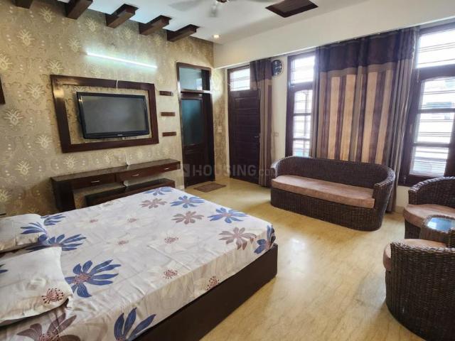 1 RK Independent Builder Floor in Sector 11 for rent Panchkula. The reference number is 20764877