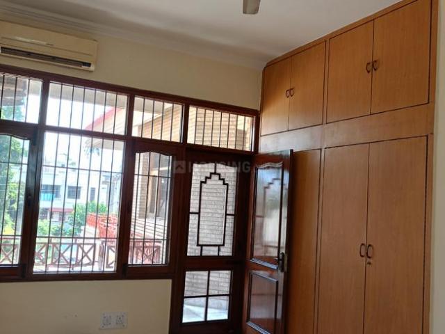 1 RK Independent Builder Floor in Sector 12 for rent Panchkula. The reference number is 12946842