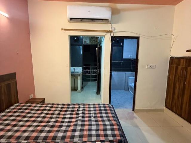 1 RK Independent Builder Floor in Sector 24 for rent Gurgaon. The reference number is 20403514
