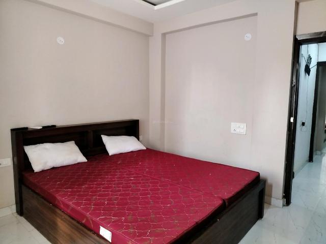 1 RK Independent Builder Floor in Sector 27 for rent Gurgaon. The reference number is 17263980