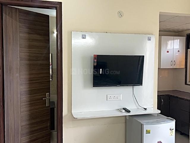 1 RK Independent Builder Floor in Sector 38 for rent Gurgaon. The reference number is 19876081