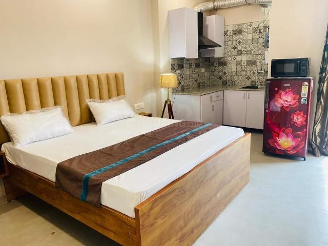 1 RK Independent Builder Floor in Sector 31 for rent Gurgaon. The reference number is 15101041
