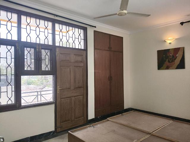 1 RK Independent Builder Floor in Sector 31 for rent Gurgaon. The reference number is 19469197