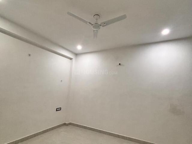 1 RK Independent Builder Floor in Sector 33 for rent Gurgaon. The reference number is 18273878