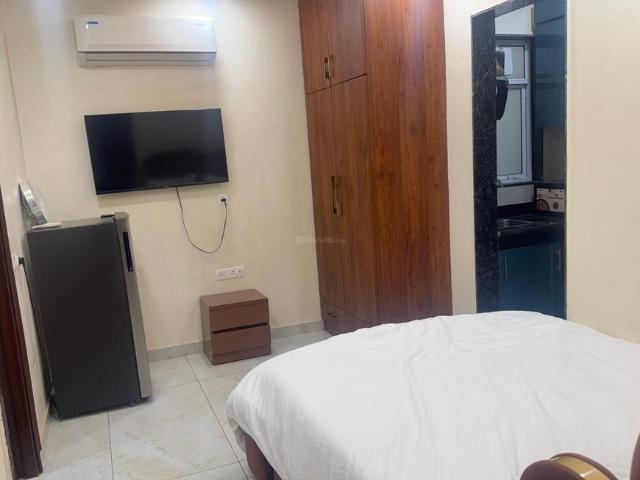 1 RK Independent Builder Floor in Sector 43 for rent Gurgaon. The reference number is 20661973