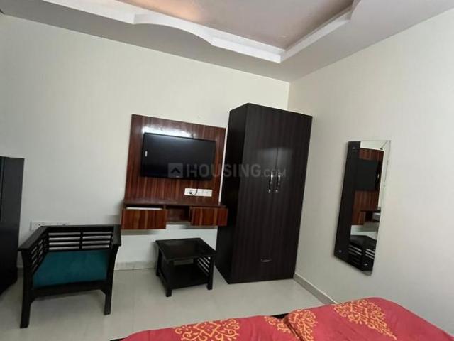 1 RK Independent Builder Floor in Sushant Lok Phase 1 for rent Gurgaon. The reference number is 20794257