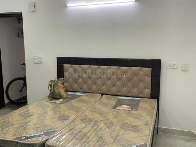 1 RK Independent Builder Floor in Sector 54 for rent Gurgaon. The reference number is 13758146