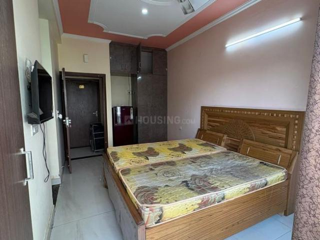 1 RK Independent Builder Floor in Sector 57 for rent Gurgaon. The reference number is 19213881