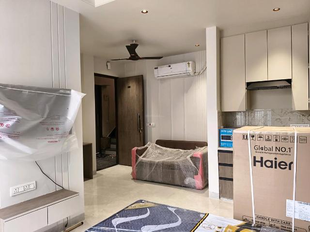 1 RK Independent Builder Floor in Sector 52 for rent Gurgaon. The reference number is 19775890