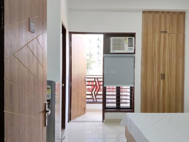 1 RK Independent Builder Floor in Sector 52 for rent Gurgaon. The reference number is 19818081