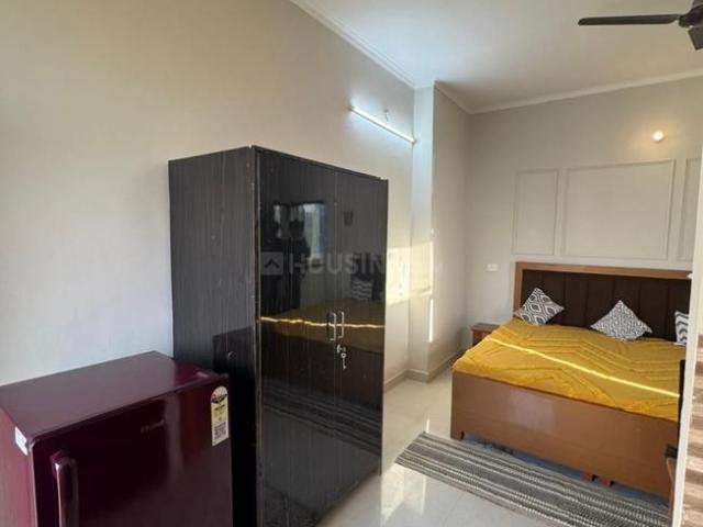 1 RK Independent Builder Floor in Sector 52 for rent Gurgaon. The reference number is 20243200