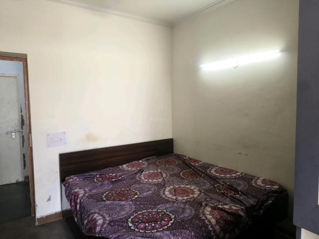 1 RK Independent Builder Floor in Sector 77 for rent Gurgaon. The reference number is 20311348
