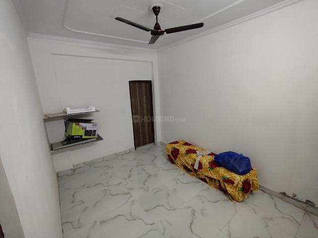 1 RK Independent Builder Floor in Shalimar Bagh for rent New Delhi. The reference number is 20589358