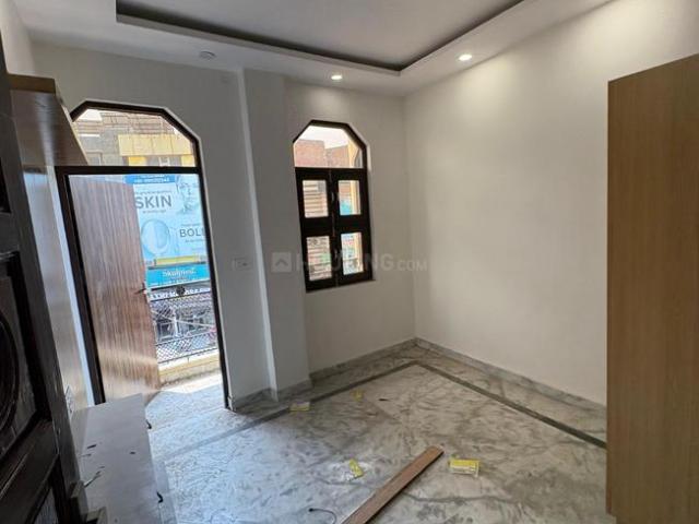1 RK Independent Builder Floor in Subhash Nagar for rent New Delhi. The reference number is 20135608