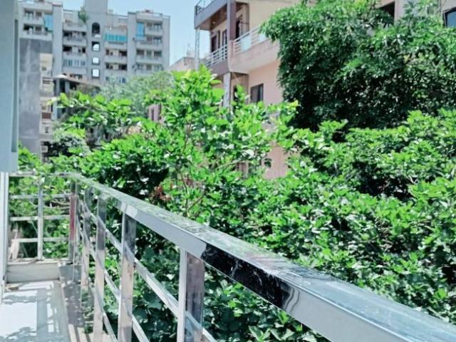 1 RK Independent Builder Floor in Sushant Lok Phase 1 for rent Gurgaon. The reference number is 15159284