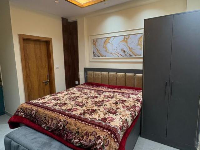 1 RK Independent Builder Floor in Sushant Lok Phase 1 for rent Gurgaon. The reference number is 20358427