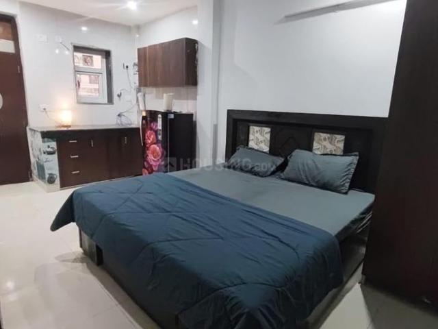 1 RK Independent Builder Floor in Sushant Lok Phase 1 for rent Gurgaon. The reference number is 20490256