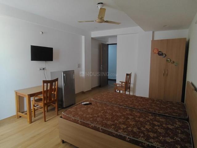 1 RK Independent Builder Floor in Pochanpur Colony for rent New Delhi. The reference number is 20096659