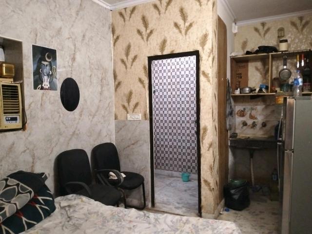 1 RK Independent Builder Floor in Patel Nagar for rent New Delhi. The reference number is 19422447